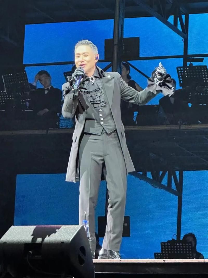 大上海主题曲张学友演唱现场版视频与乐评