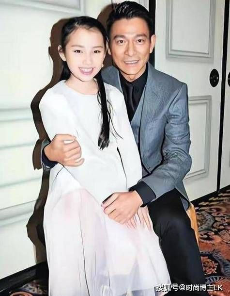 天王刘德华的女儿刘向蕙：成长经历与鲜为人知的秘密
