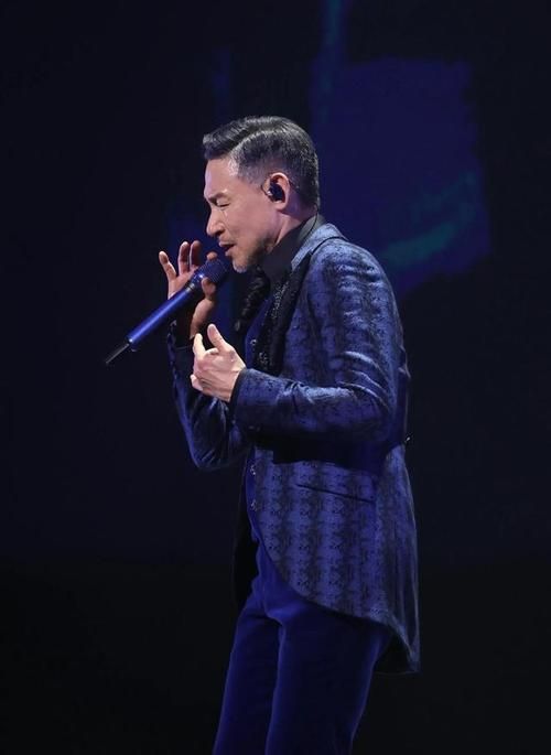 头发乱了张学友演唱会版本哪个最值得听