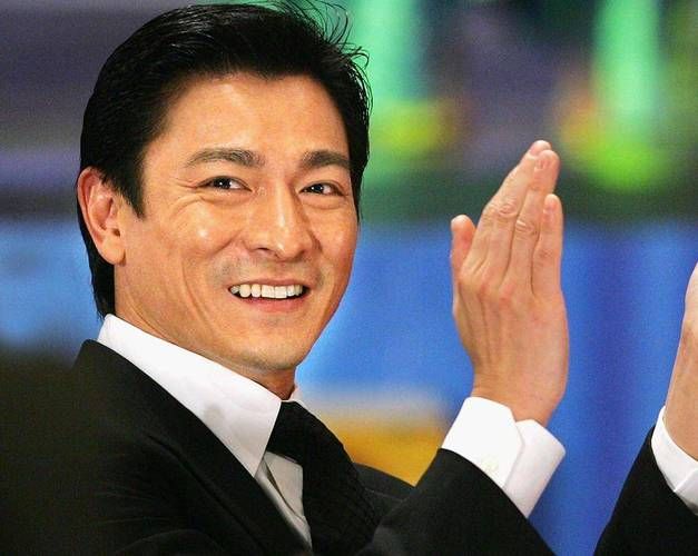 如何评价刘德华的长相 为什么都说他越老越有魅力