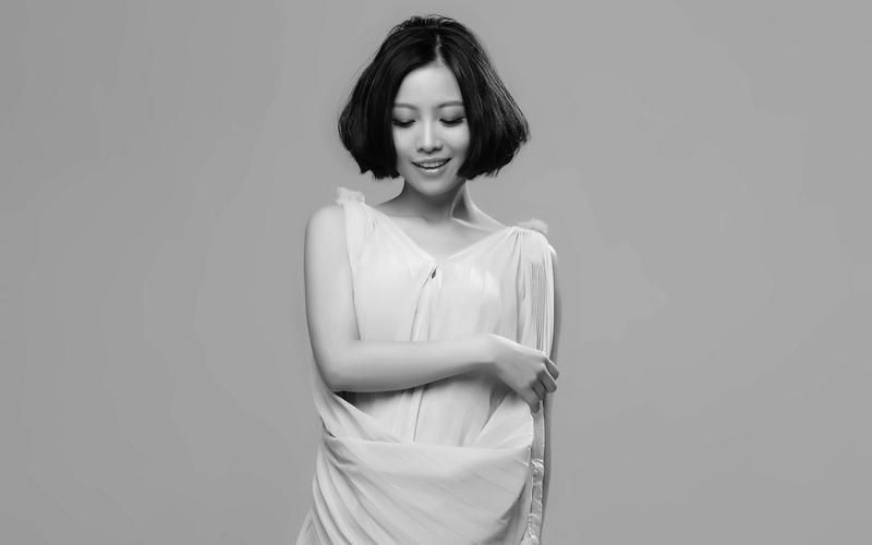 姚贝娜甩手那英视频引争议 背后故事让人唏嘘不已