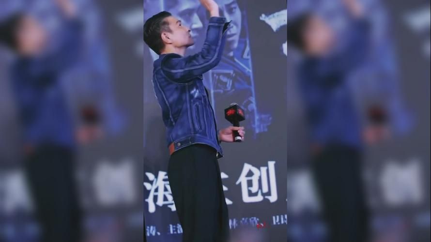 寻找最帅刘德华背影图片？这里值得一看