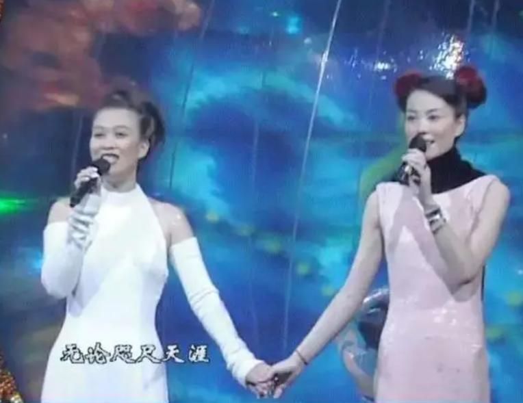 岁月如歌王菲那英同台瞬间勾起多少回忆