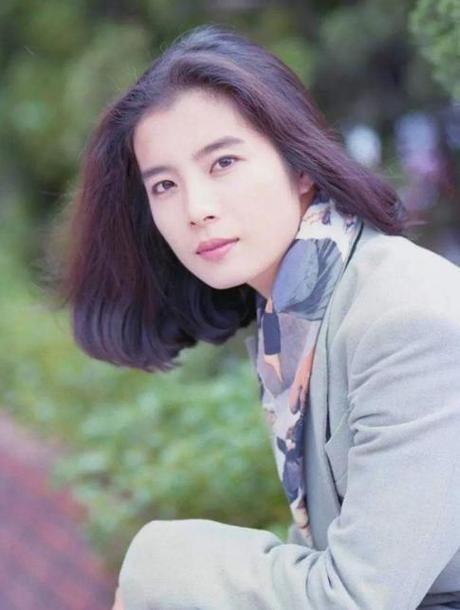 岳翎的演艺起点：与刘德华合作的经典之作