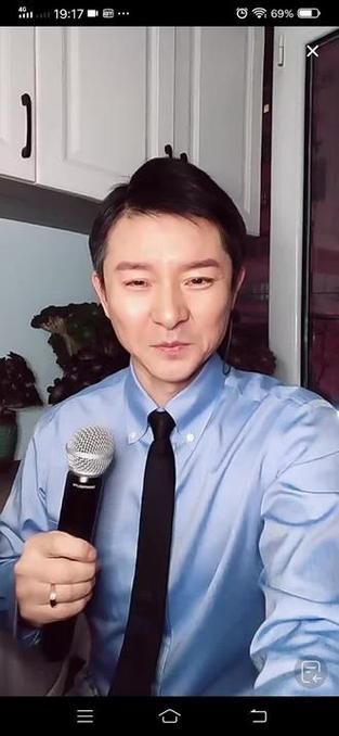 开门大吉刘德华模仿者唱歌视频爆红网络