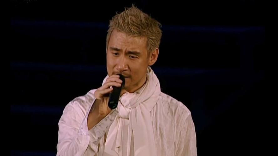 张学友2003演唱会精彩瞬间 不可错过的音乐盛宴