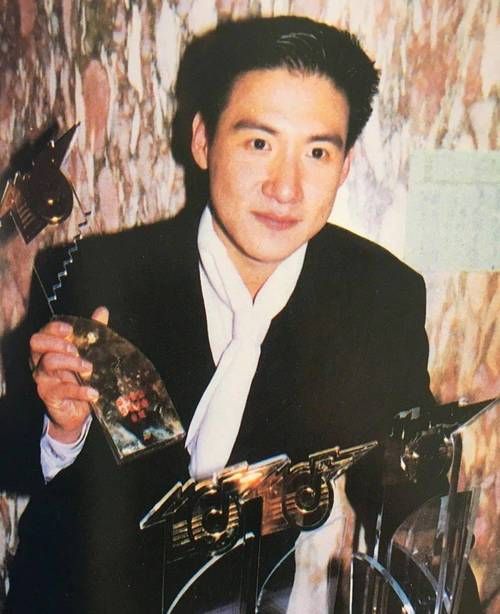 张学友一路上音乐历程 从出道到天王的蜕变
