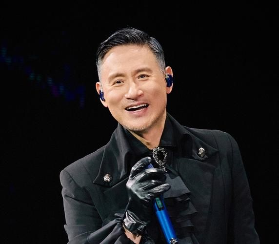 张学友万水千山纵横翻唱版本哪个最打动你