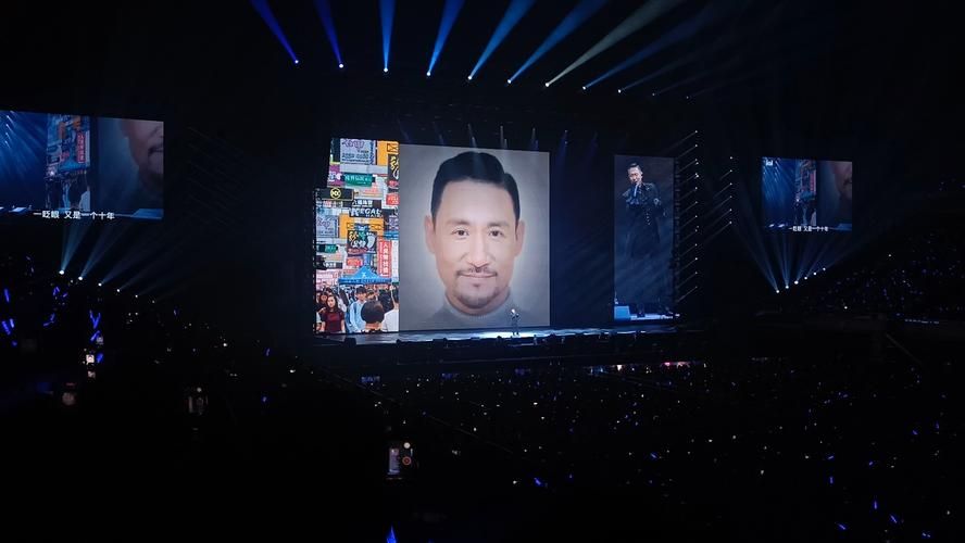 张学友佛山演唱会现场实拍带你感受震撼舞台