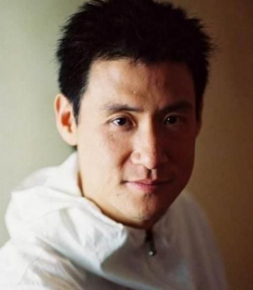 张学友发型图片大全 从年轻到现在的发型变化