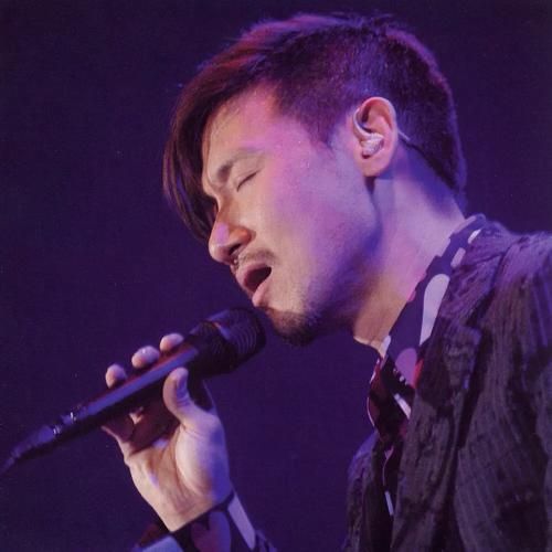 张学友吻别现场版震撼演唱经典情歌再现舞台魅力