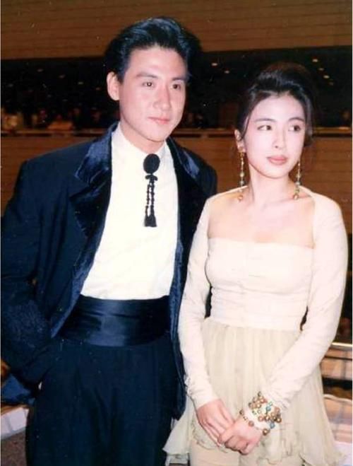 张学友和周星驰关系如何 从合作到私交全解析