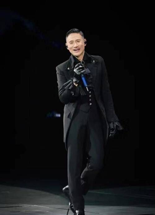 张学友唱歌没有换气声的秘诀大公开