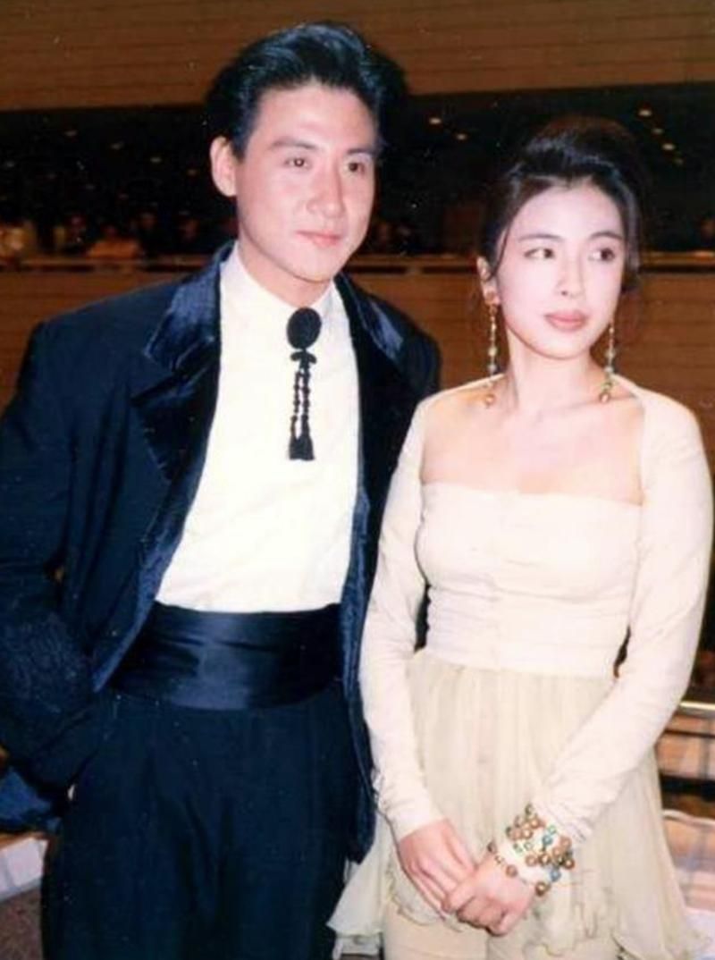 张学友女儿照片罕见公开遗传了爸爸好基因