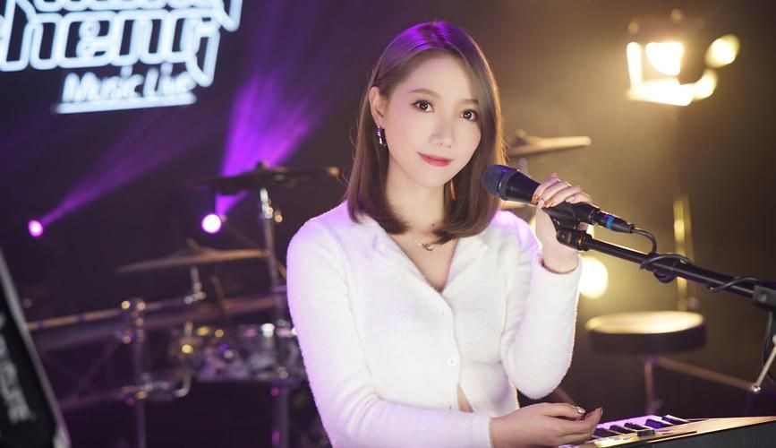 张学友女儿照片首次公开粉丝纷纷点赞