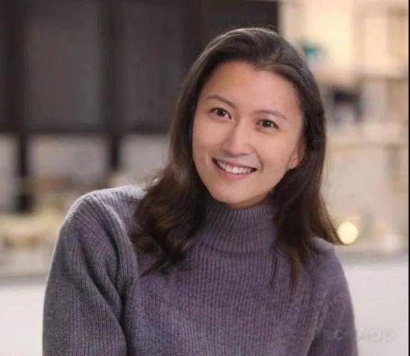 张学友女助理照片曝光 网友直呼颜值不输明星