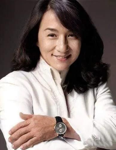 张学友女助理照片曝光 网友直呼颜值不输明星