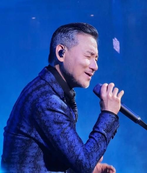 张学友妖娆舞姿再上热搜 不老男神魅力依旧