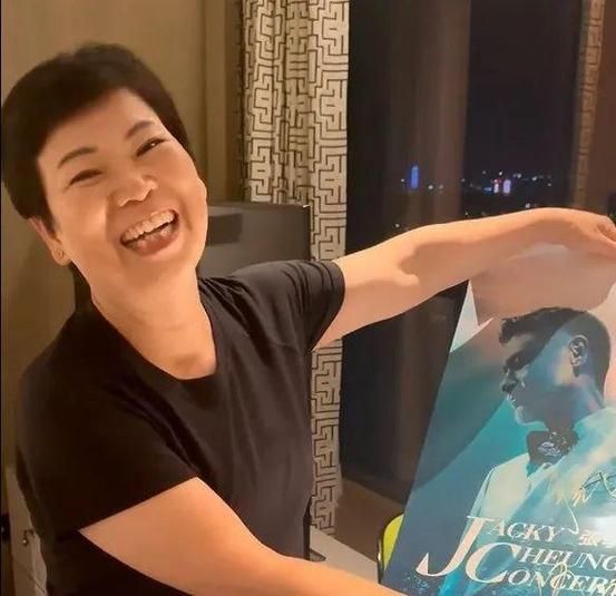 张学友妹妹现在做什么工作为何很少露面