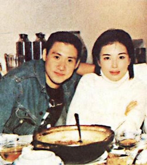 张学友妻子罗美薇 低调幸福的婚姻生活
