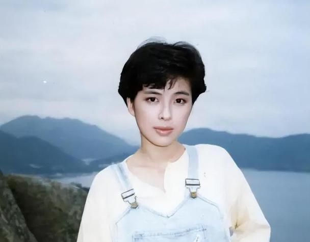 张学友妻子罗美薇近况曝光 低调生活引关注