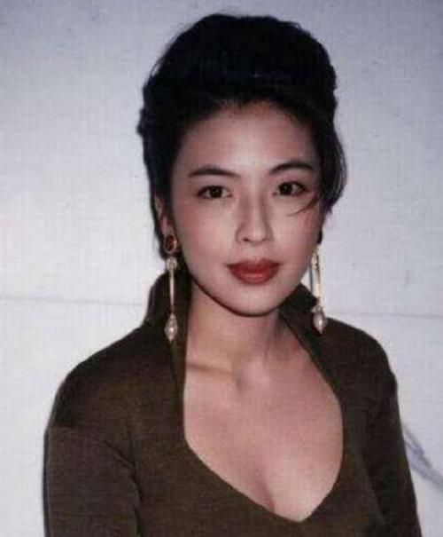 张学友妻子罗美薇近况曝光 低调生活引关注