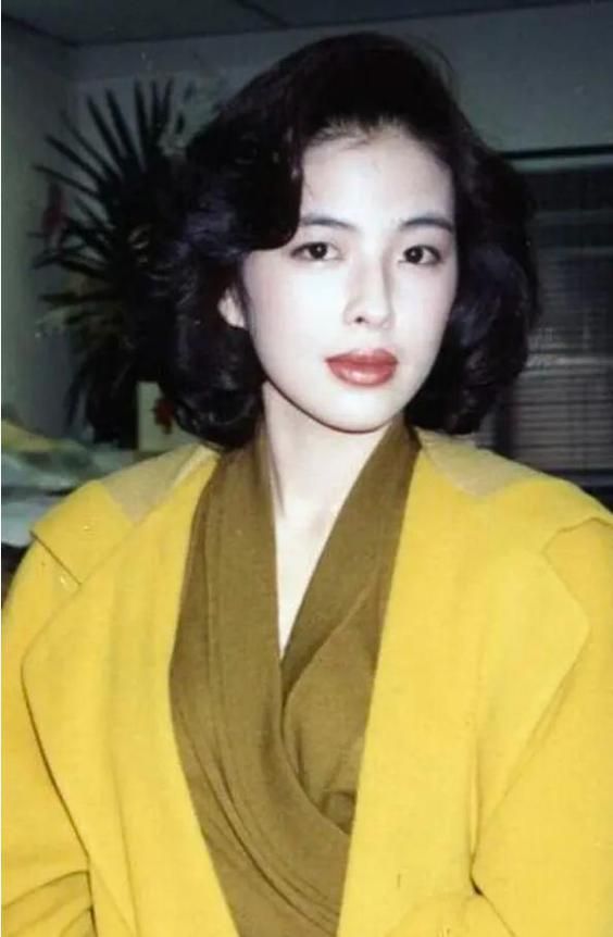 张学友媳妇是谁看看天王背后的女人有多低调