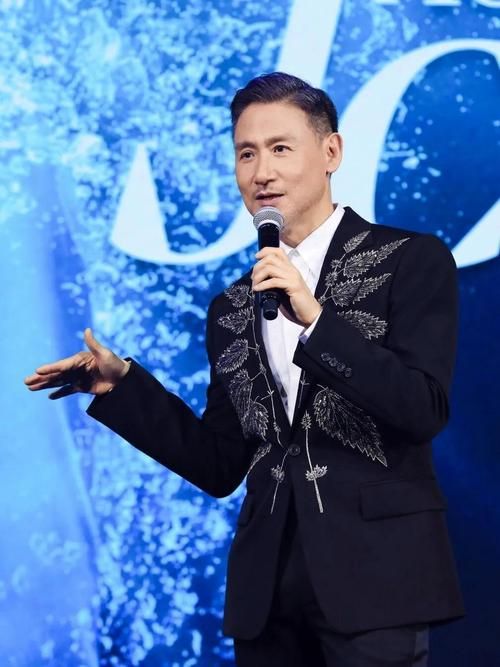 张学友家庭情况大揭秘 歌神私下竟是宠妻狂魔