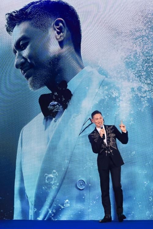 张学友左右为难的经典现场演唱视频回顾