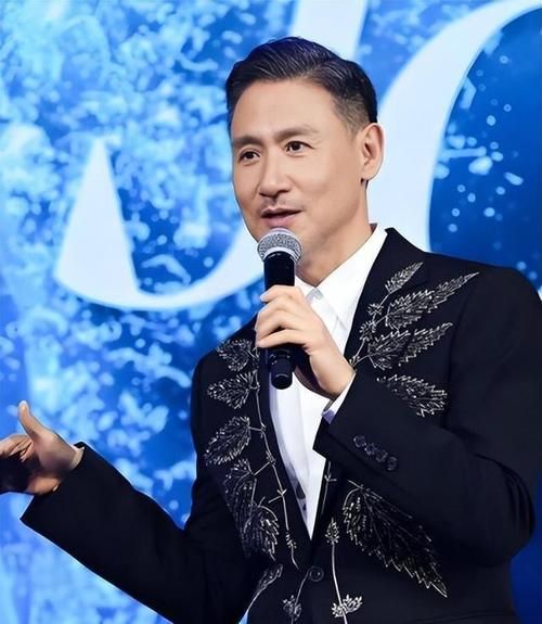 张学友洪七公剧照流出 老戏骨新角色受期待
