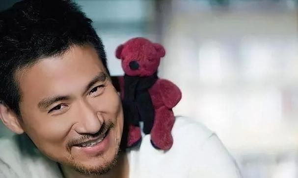 张学友的亲弟弟低调生活为何不愿蹭哥哥名气