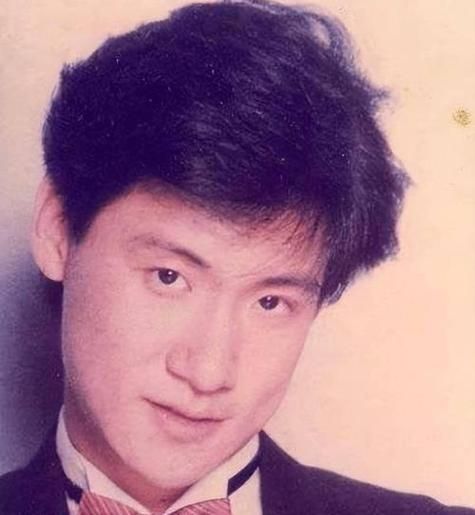 张学友的母亲是谁带你了解歌神成长经历