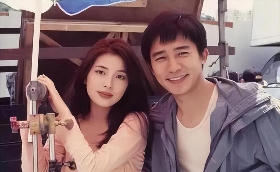 张学友的老婆是谁 他与罗美薇的爱情故事