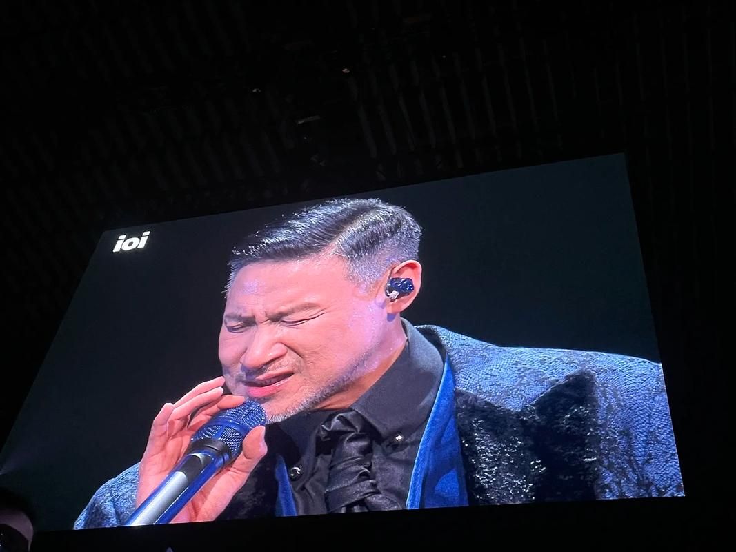 张学友祝福现场版完整视频 歌神深情演绎引发回忆杀