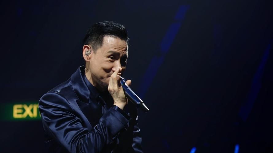 张学友离人歌词意思解析 听懂歌神唱的爱情故事