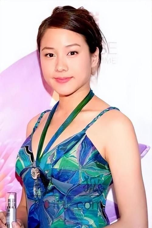 张学友老婆图片曝光 网友直呼太美了