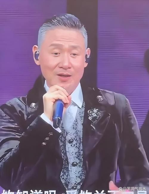 张学友老婆孩子生活揭秘 歌神私下竟是宠妻狂魔
