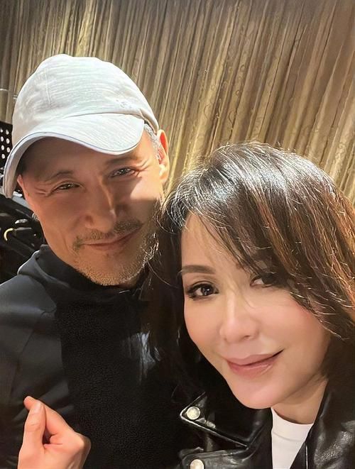 张学友老婆孩子生活揭秘 歌神私下竟是宠妻狂魔