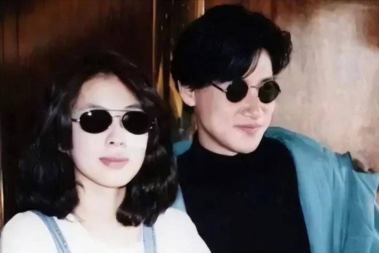 张学友老婆照片大公开 多年恩爱如初