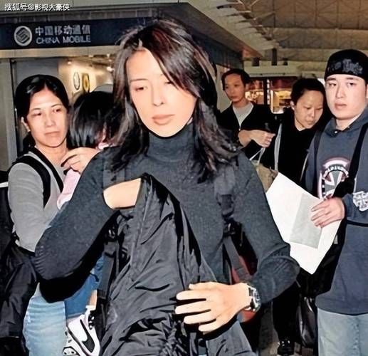 张学友老婆现在照片最新流出 网友直呼保养得太好