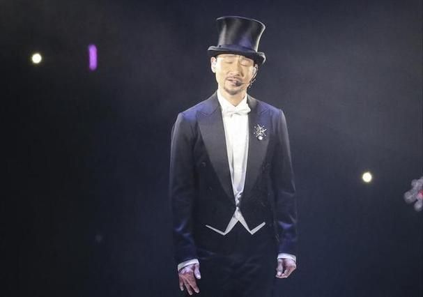 张学友获奖记录完整版 这些奖杯见证歌神实力