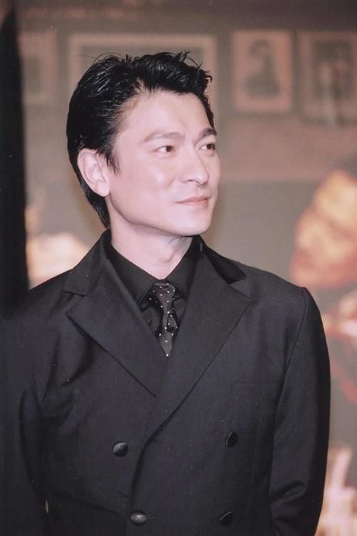 想了解刘德华的经纪人？带你认识这位幕后英雄