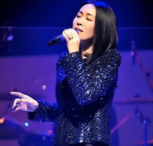 想听那英的歌看这里 歌手那英的歌曲大全