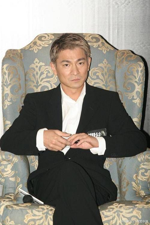 想知道刘德华的偶像是谁吗？这个答案或许会让你惊讶！