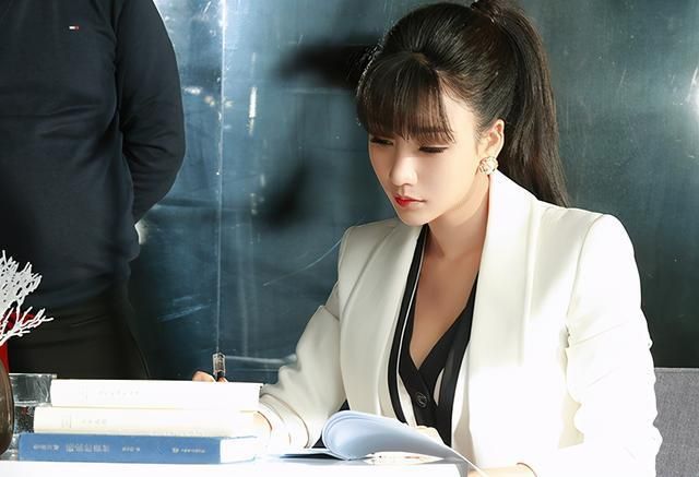 我那英俊的叔叔至今未婚邻居都说他眼光太高
