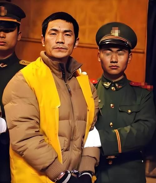 揭秘乔四刘德华的关联：一段鲜为人知的东北黑道往事