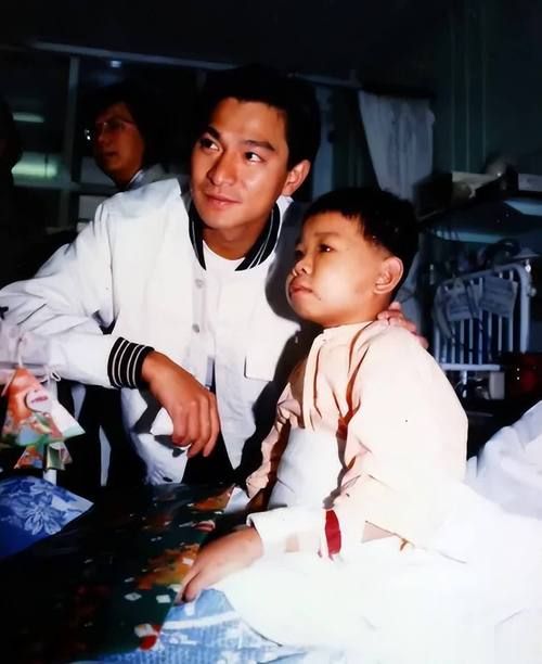 揭秘刘德华1997红馆演唱会幕后 你不知道的故事