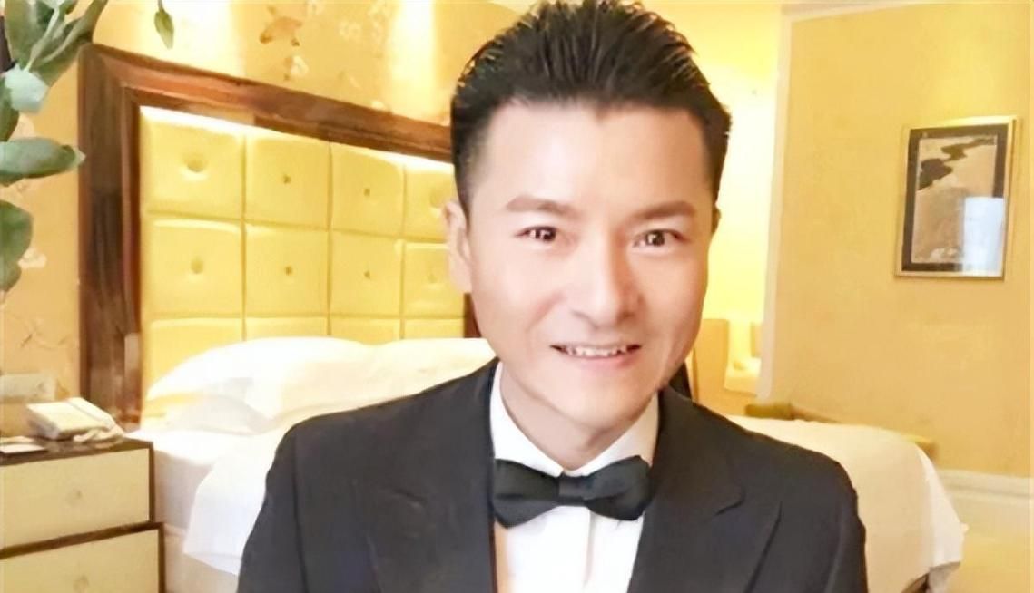 教海哗与刘德华同台互动画面曝光