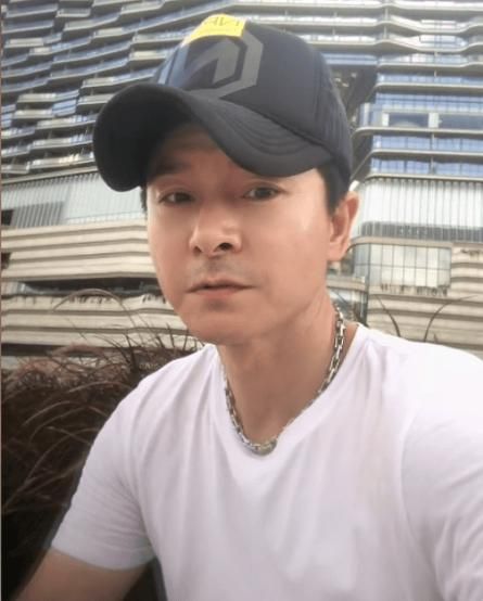 教海哗模仿刘德华的声音简直一模一样