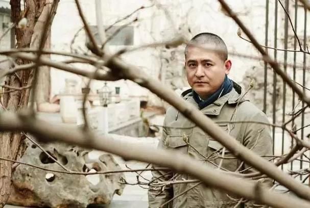 曾梵志刘德华合作背后的艺术与娱乐跨界故事